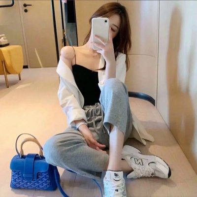 同一屋檐下